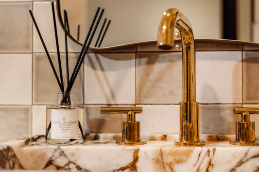 Amber Noir | Reed Diffuser